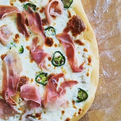 Jalapeño, Mozzarella and Prosciutto Pizza