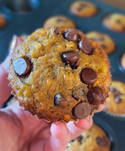 Chocolate Chip Banana Oat Muffins