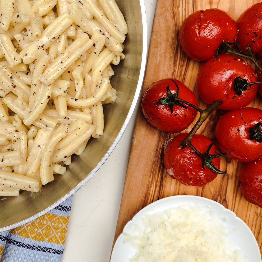 Cacio e Pepe with Roasted Tomatoes